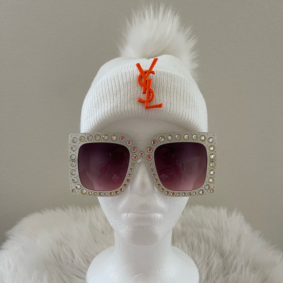 Winter Knit Pom Pom White Hat main image 5